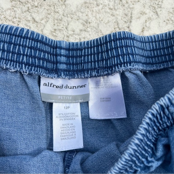Alfred Dunner Mom Jeans - Picture 4 of 8